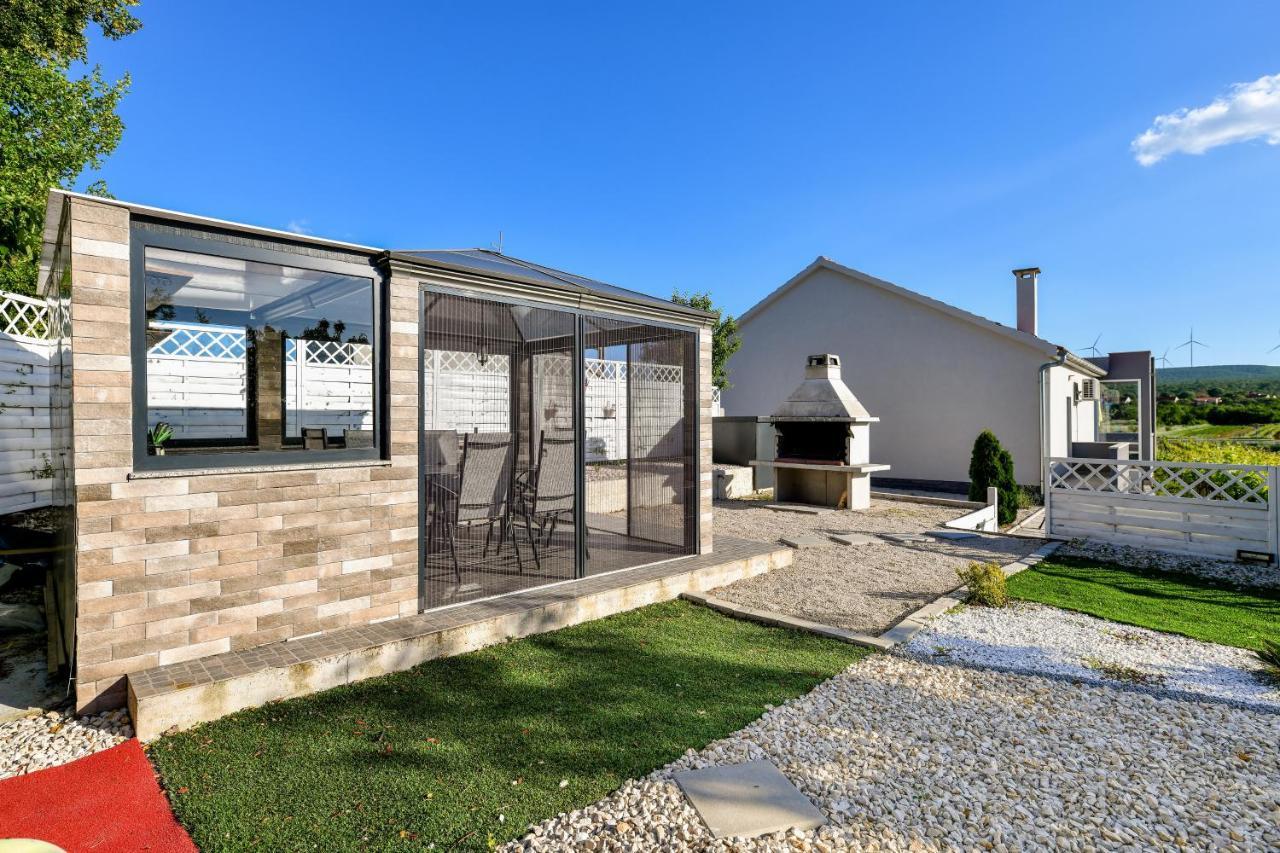 Luxurious Villa Natali Pridraga Bagian luar foto