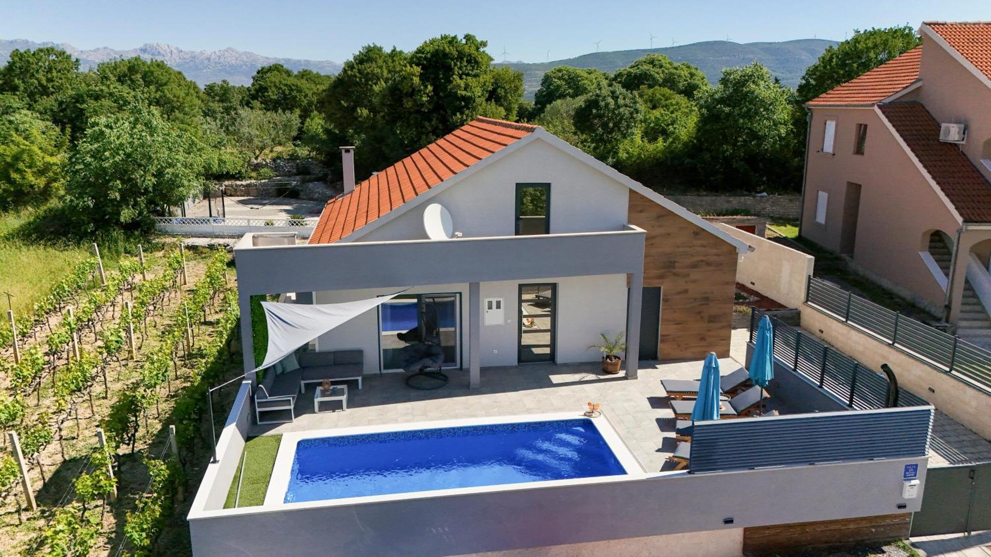 Luxurious Villa Natali Pridraga Bagian luar foto